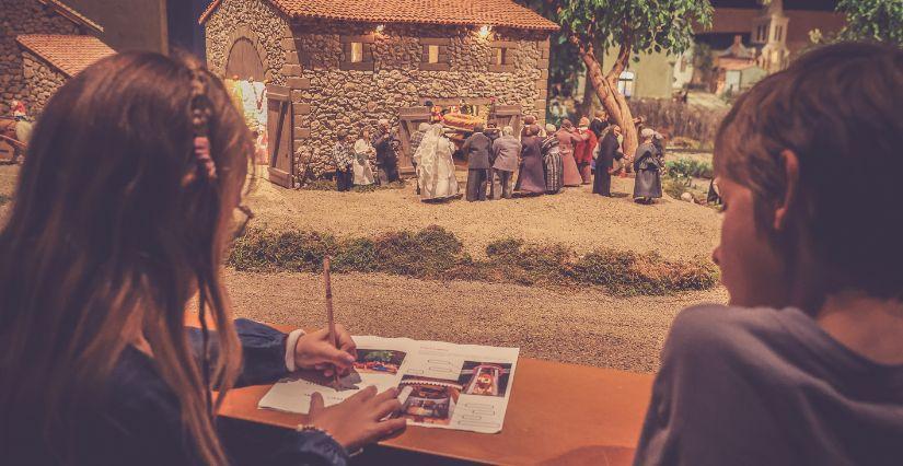 Une visite à hauteur d'enfants avec le "Livret jeu des vacances" à Vendée Miniature