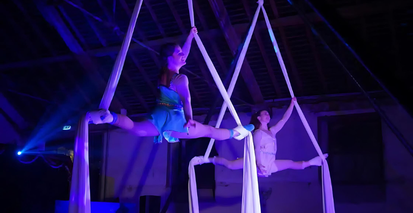 Spectacle de cirque acrobatique au Manoir des Sciences de Réaumur